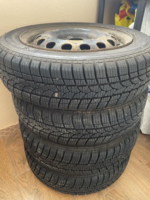 Roti anvelope cauciucuri iarna 155/65/R14 Kormoran