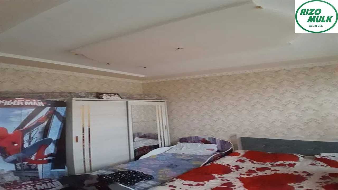 Назарбекда ховли сотилади. NR494/118