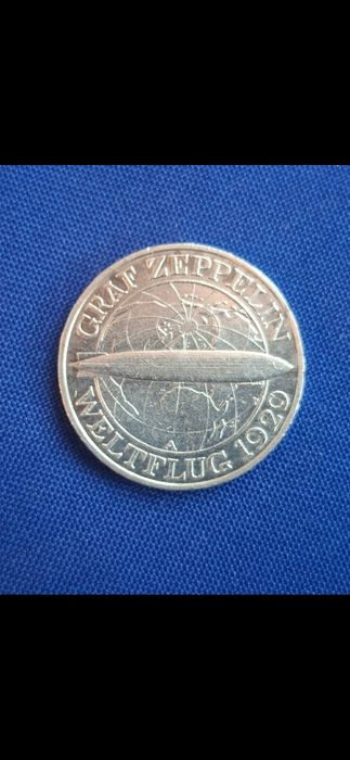 3 марки 1930 года.