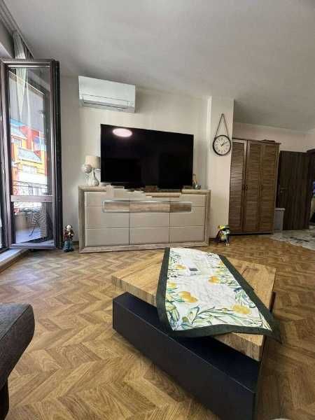 Продава се Двустаен апартамент в Пловдив, Мараша - 75 кв.м за 2800 €/кв.м - Снимка #2