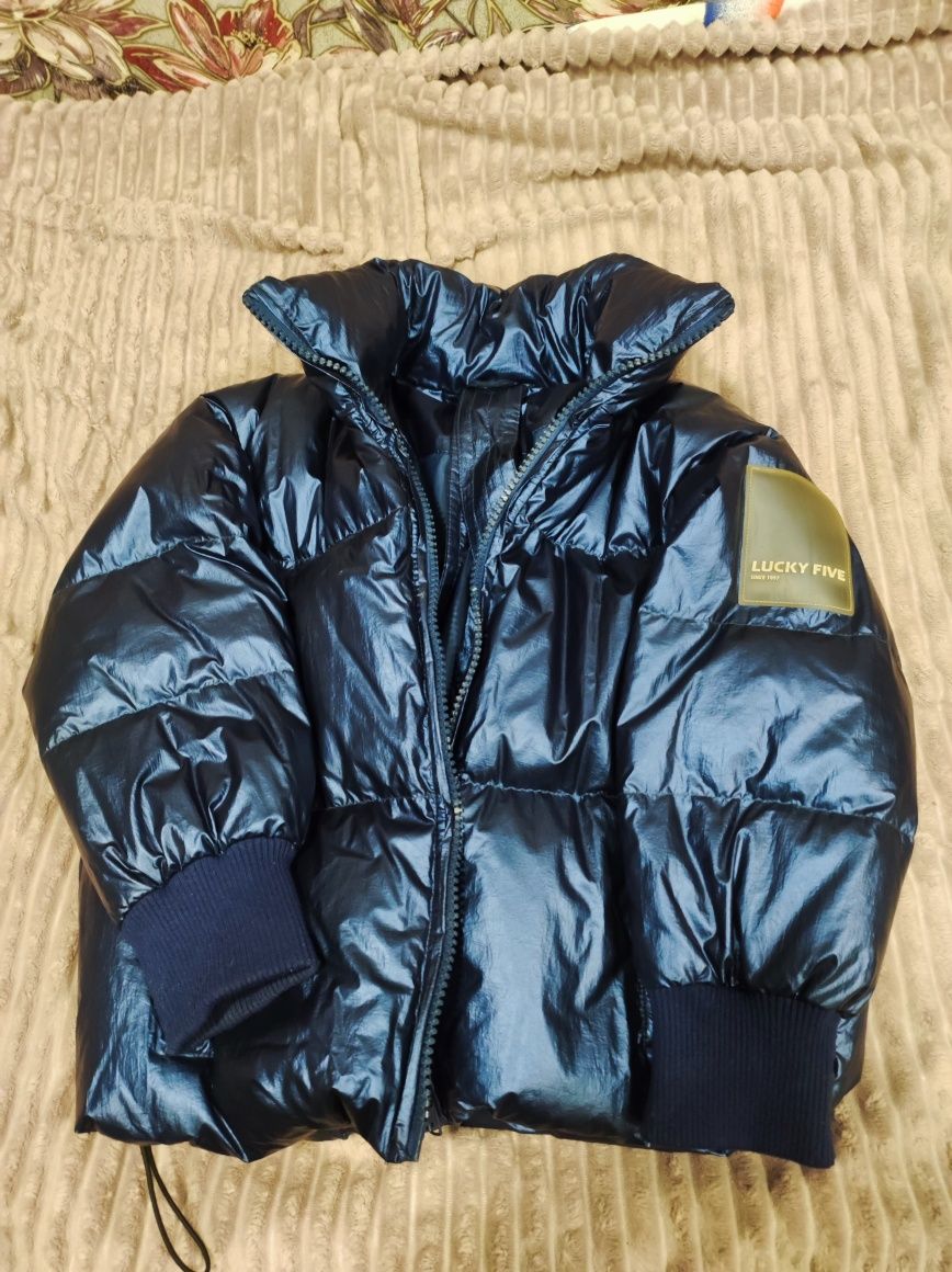 Куртка (рюкзак) на девочку 8, 9-10лет