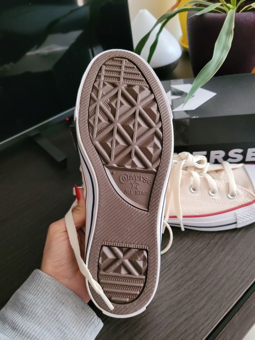 Нови кецове Converse