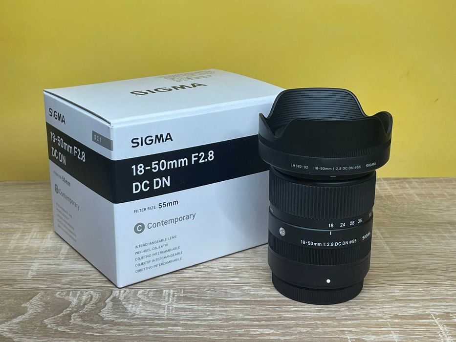 Обектив Sigma 18-50 F2.8