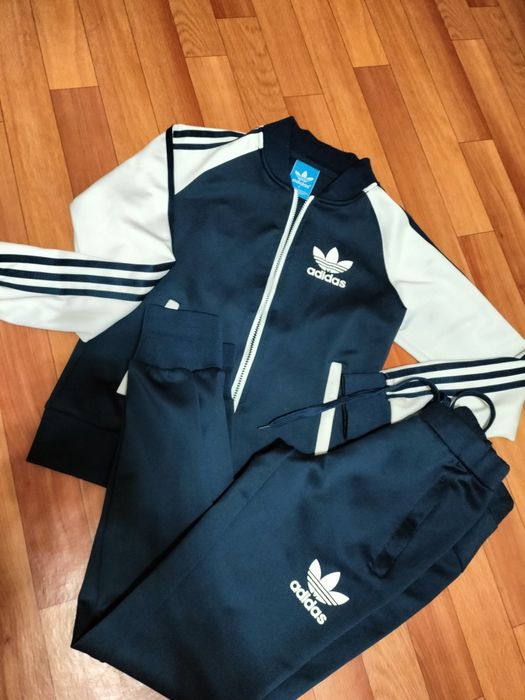 Продаю Спортивку Двойка