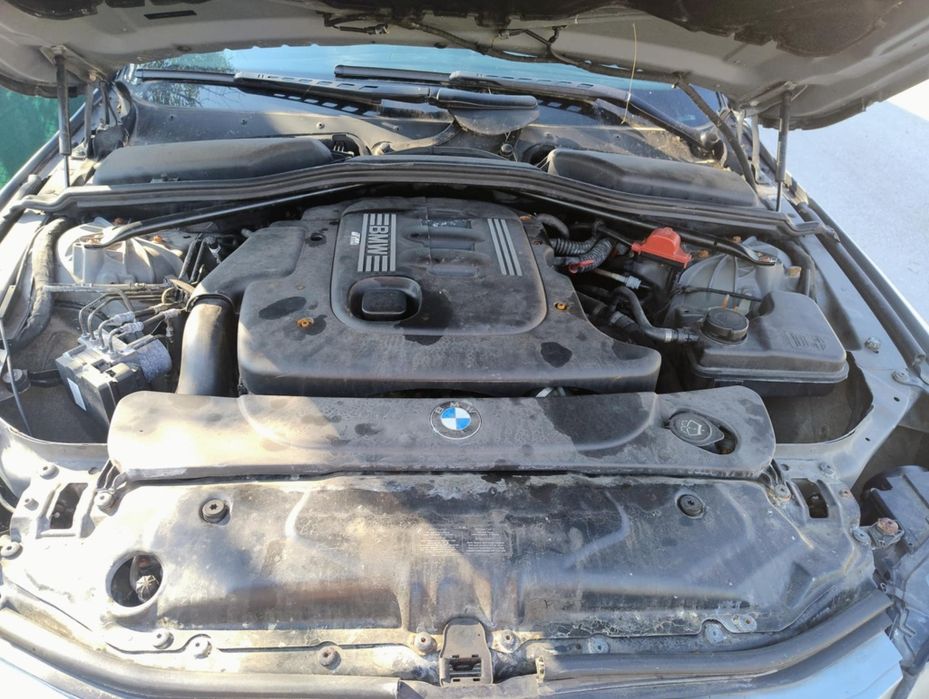 BMW e60 M PACK 520Д На части
