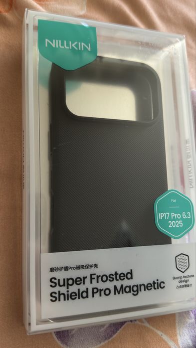 Husa iphone 17 pro 16 pro Tactical Nillkin frosted Magsafe black