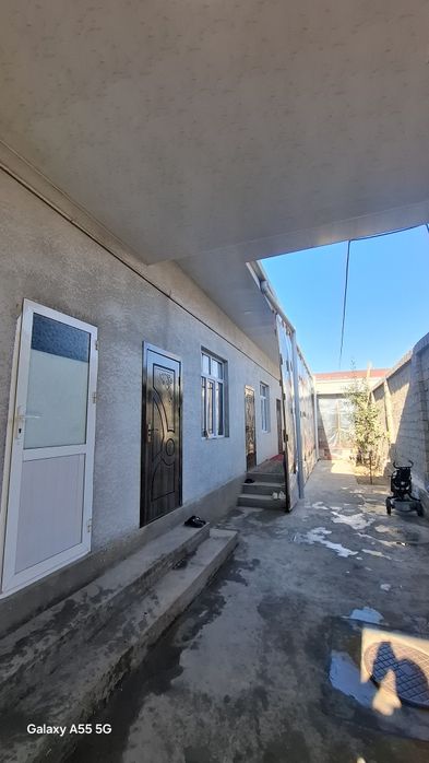 Kelesda srochna uy sotiladi