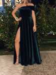 Rochie de ocazia din catifea verde