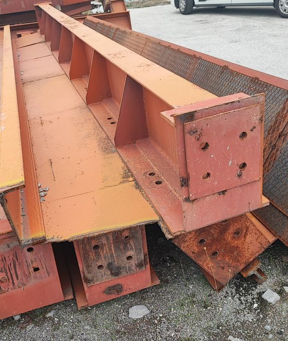 Кран мостови с телфер 5т + подкранов път с колони и релса