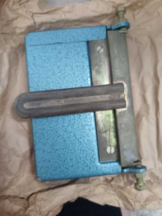 foarfeca zimtata 1978