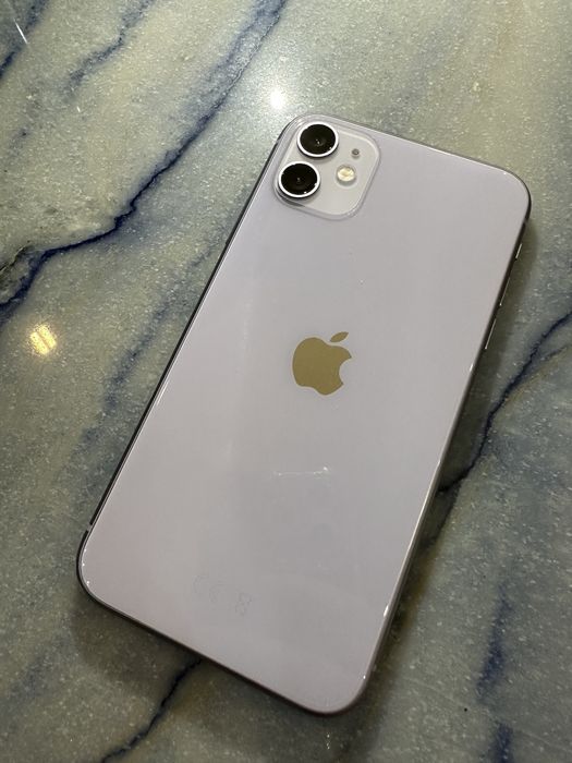 iPhone 11 256 GB лилав, като НОВ