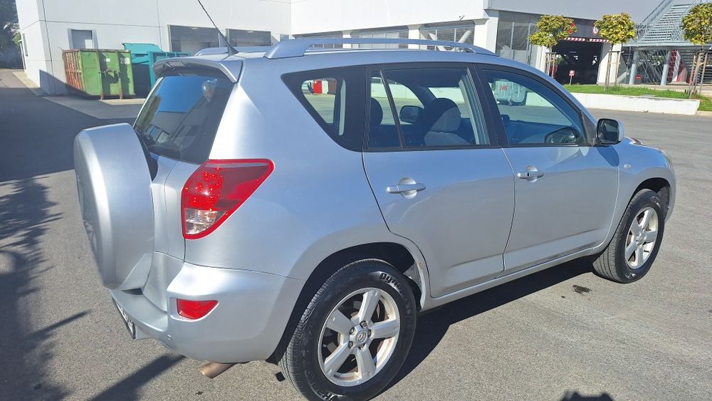 Toyota Rav 4 2007 2.0 Автоматик ГАЗ 4х4