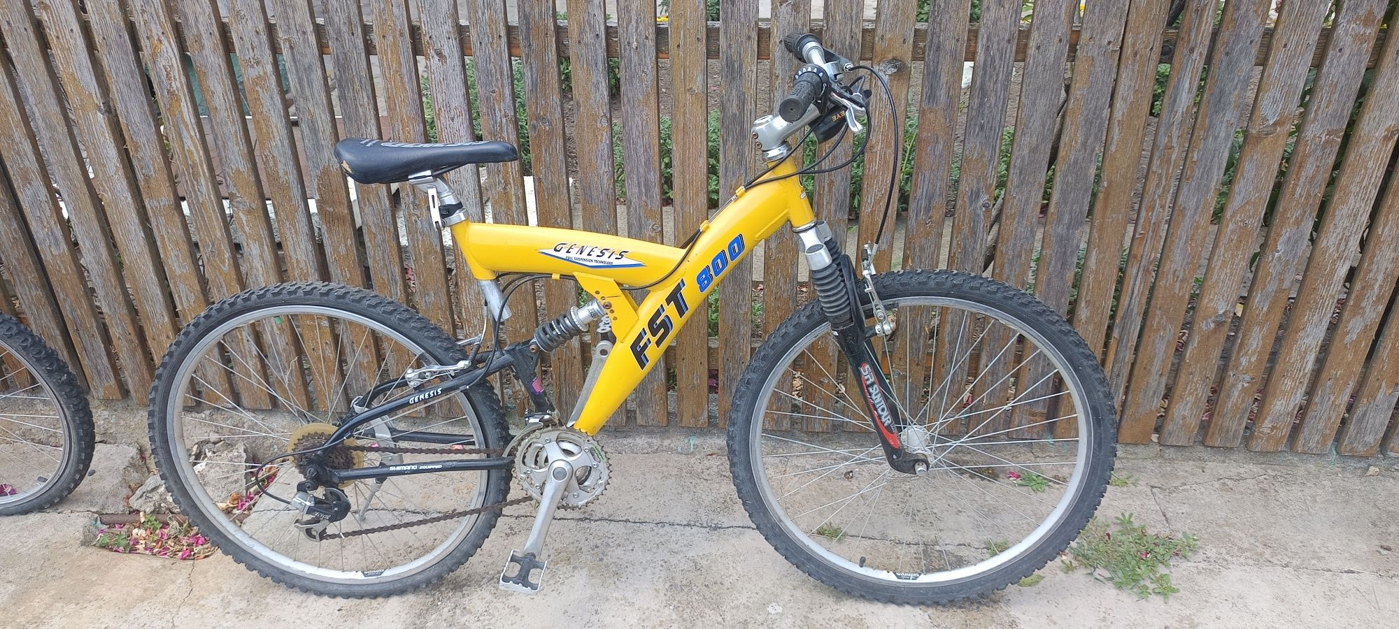 Bicicletă genesis