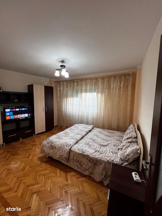 Inchiriem apartament cu 2 camere, zona Universitate( str Domneasca).