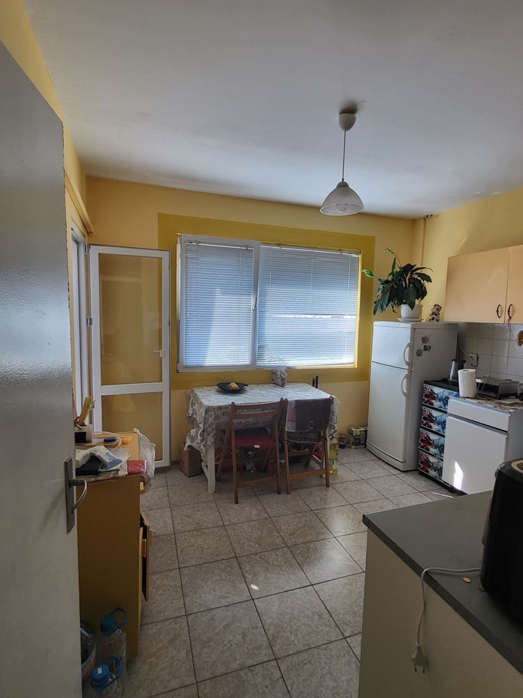 Продава се Тристаен апартамент в София, Люлин 8 - 90 кв.м за 1534 €/кв.м - Снимка #5