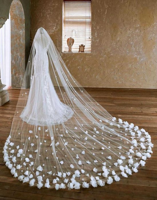 Rochie de mireasa (stil arabesc)