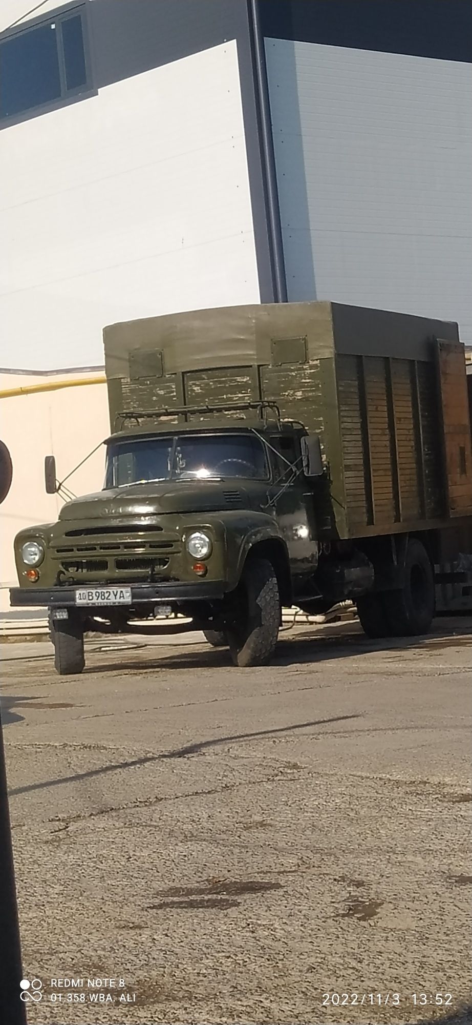 ZIL SOTILADI !!! Ural mator  narxi kelishiladi