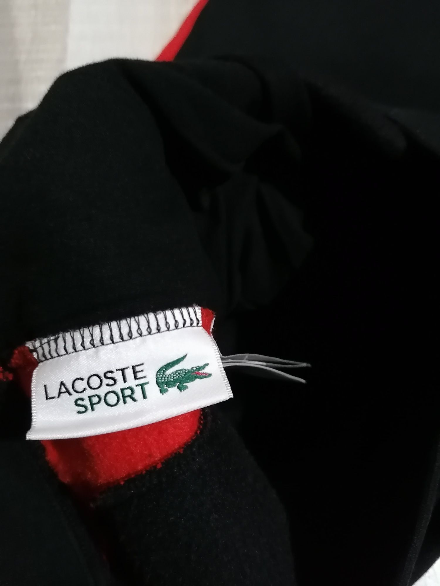 LACOSTE pantaloni negri mărimea S