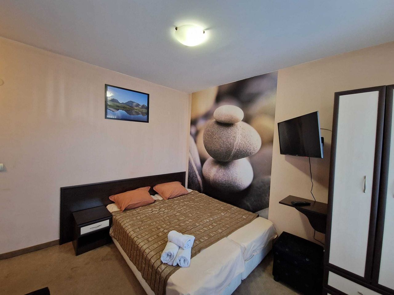 Продава се Хотел в Банско - 550 кв.м за 910 €/кв.м - Снимка #12