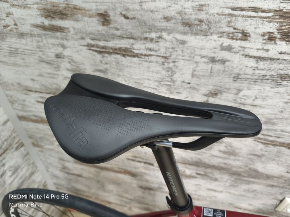 НОВ алуминиев шосеен велосипед Ridley Fenix SLA Disc 105 12 Fulcrum