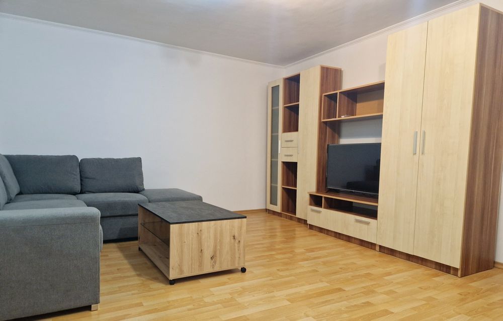 2 camere, 58 mp, DECOMANDAT, 3 min Metrou 1 Mai, vilă, parcare,.