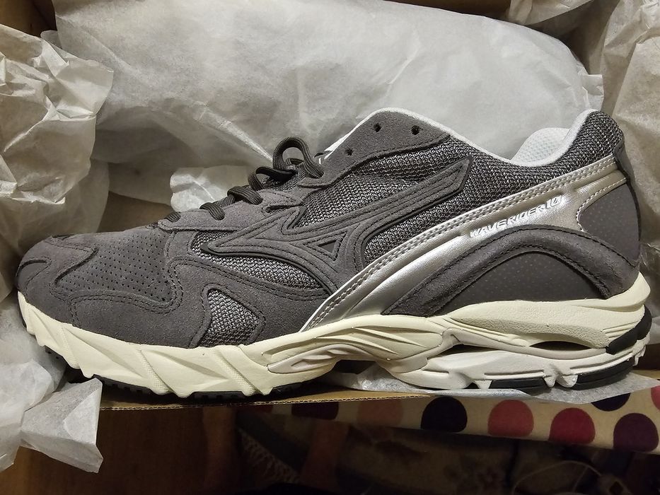 Adidasi sport MIZUNO wave rider 10 NOI