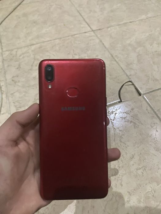 Самсунг а 10 в нормальном состоянии