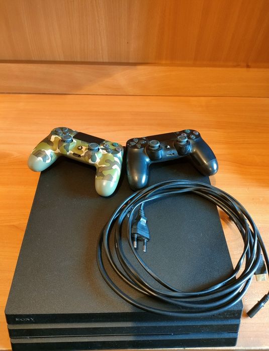 Продам PlayStation 4 pro