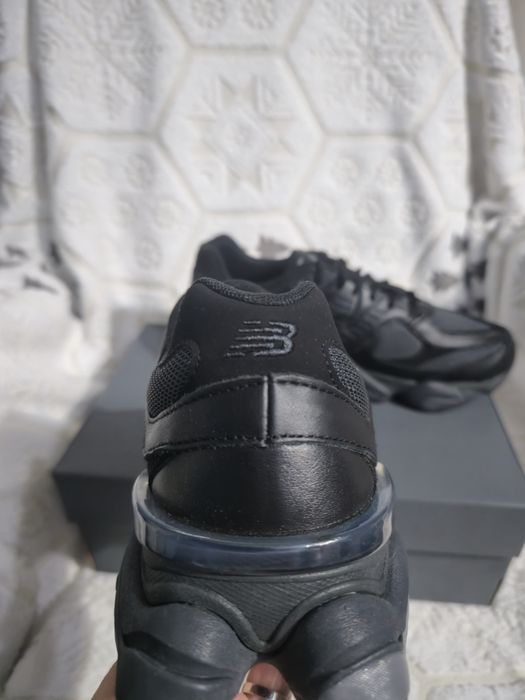 New Balance 9060 - 100% originali Triple Black