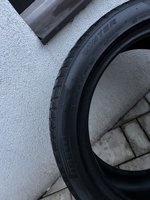 2 seturi cauciucuri Pirelii r19 (245/45) si (235/45), Anvelope