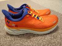 Hoka Clifton 8 42 26 cm