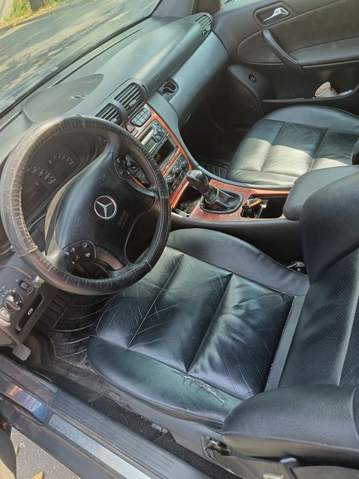 Mercedes Benz c200