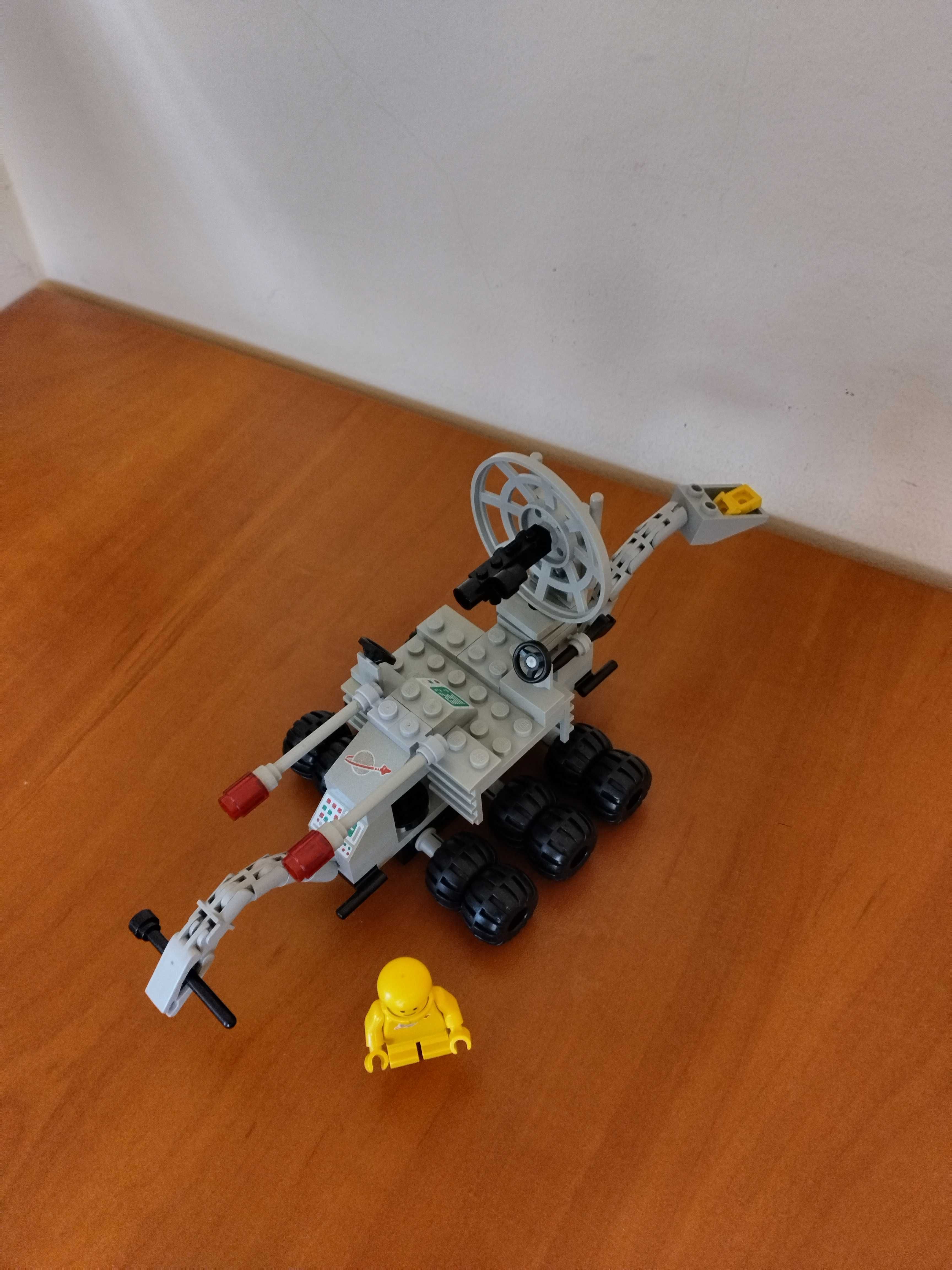 Lego Classic Space 6880 Surface Explorer + 6883 Terrestrial Rover