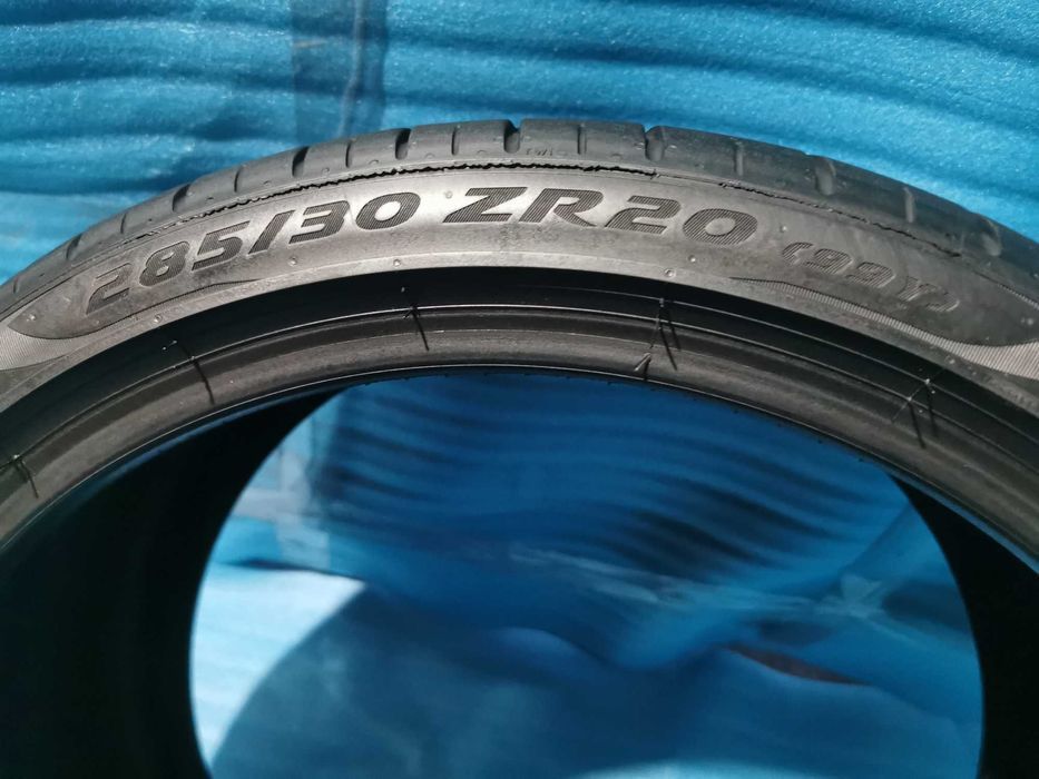 285 30 20 pirelli o bucata