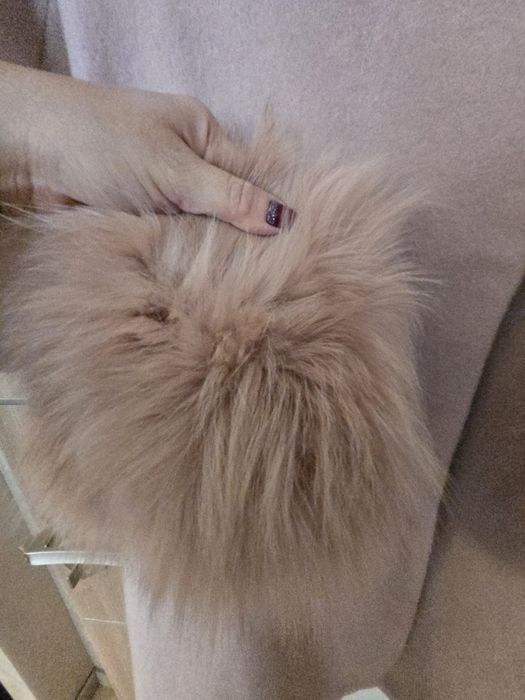 Дамско палто в пепел от рози с естествен косъм