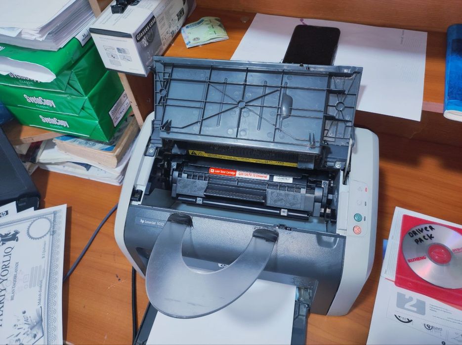 Hp tezkor yangi printer aybi yoq zaprafka qilingan olasiz ishlatasiz