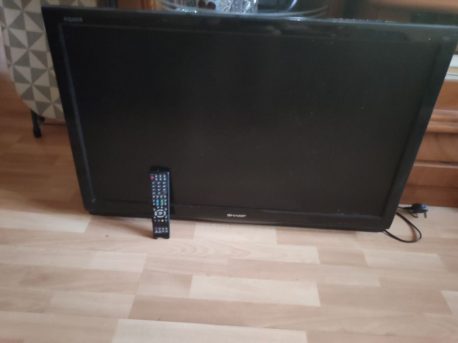 Продам телевизор шарп