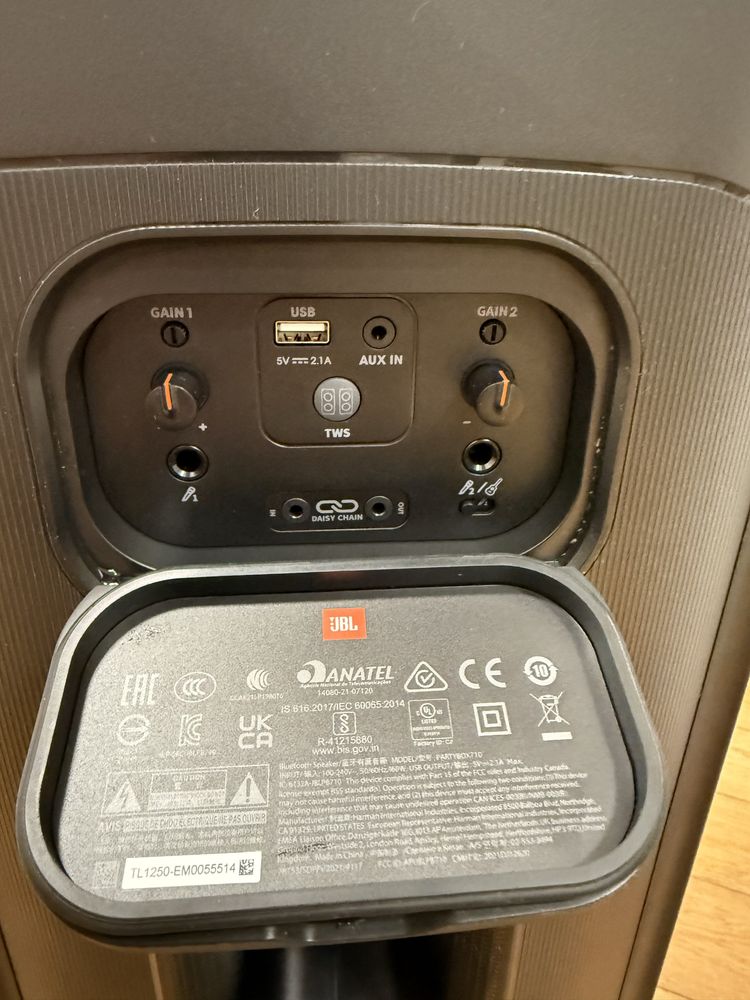 JBL Partybox 710