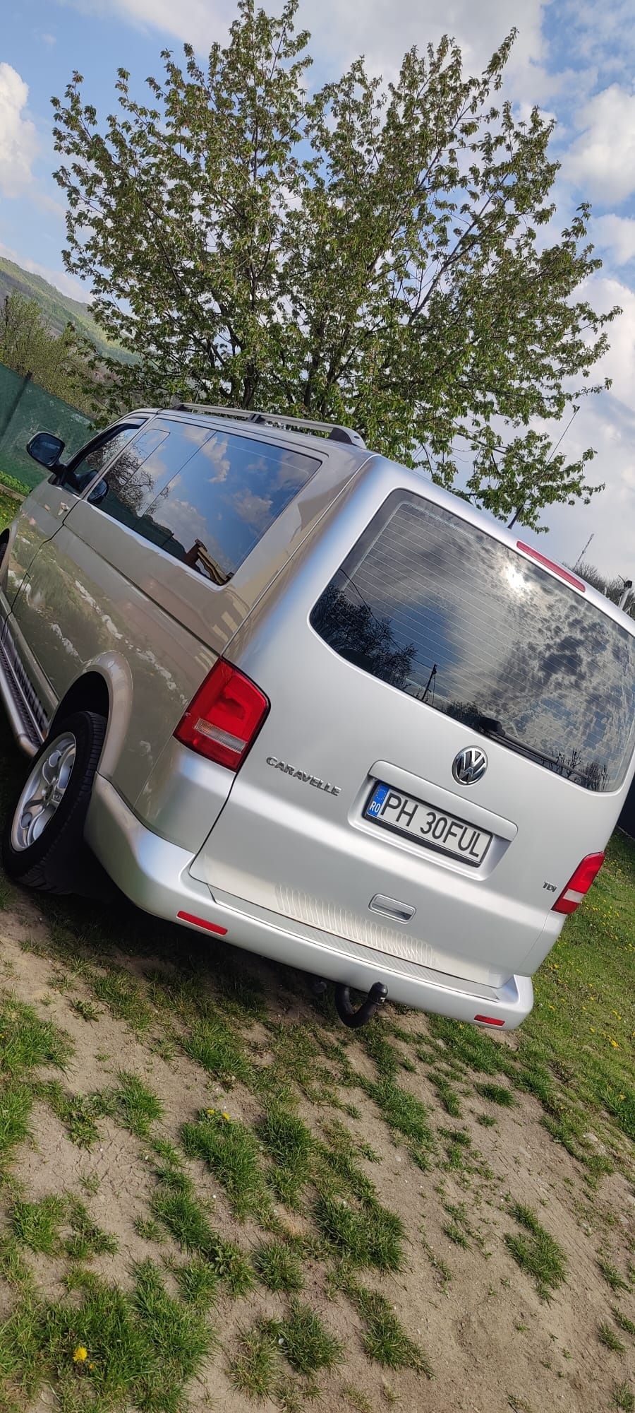 VW T5 Caravelle model Lung 9 locuri