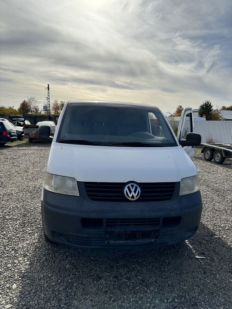 Dezmembrez vw t5 din 2007