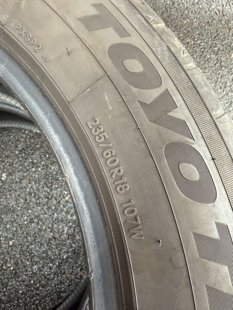 4 anvelope Toyo 235/60/18 vara DOT 4422