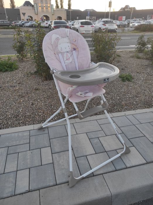 Scaun de masa bebe Lorelli Cookie Beige Daisy, colectie 2021