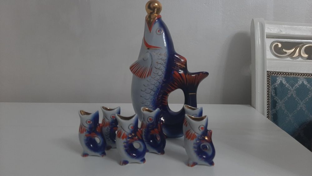 Сувениры для питье. Антиквариат рыбки