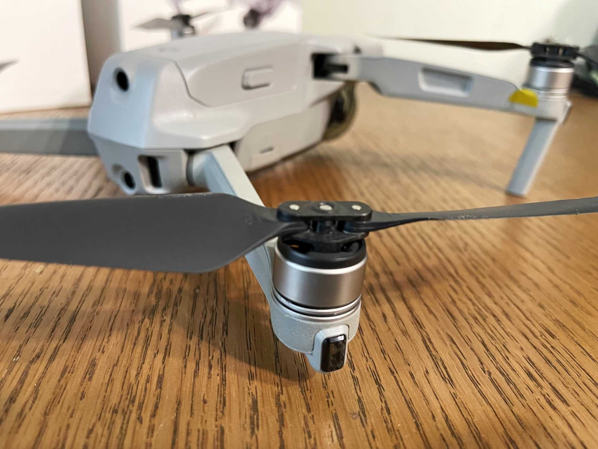 Квадрокоптер дрон Мавик Эир 2 (DJI Mavic AIR2)