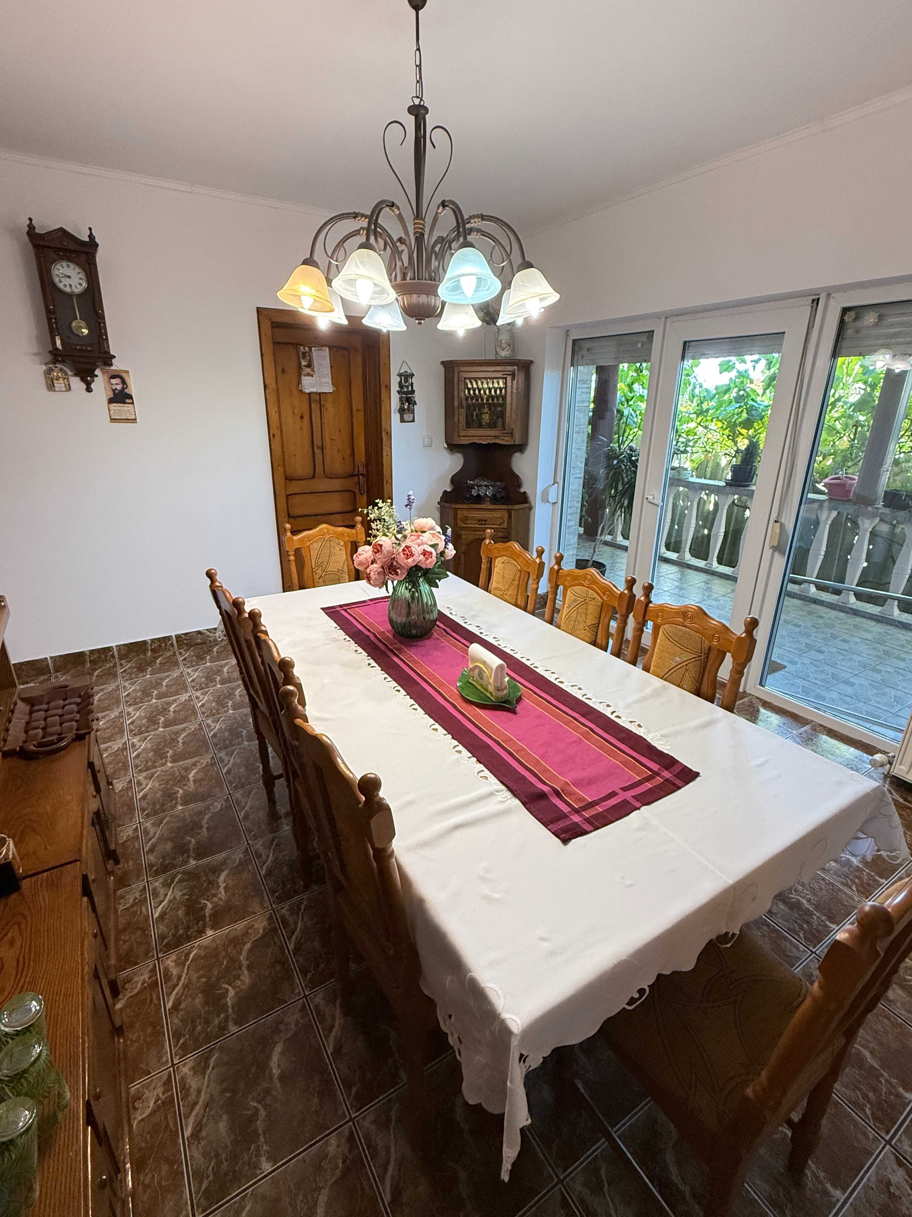 Casa Fantanele la 8km de centru Arad