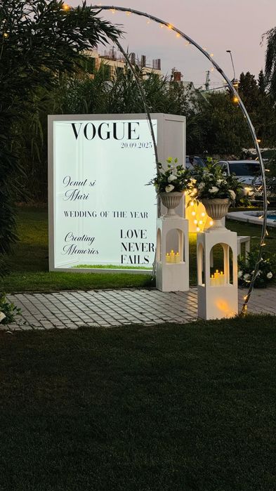 Cabină Foto Vogue | Decor Nuntă | Colț Foto Instagramabil