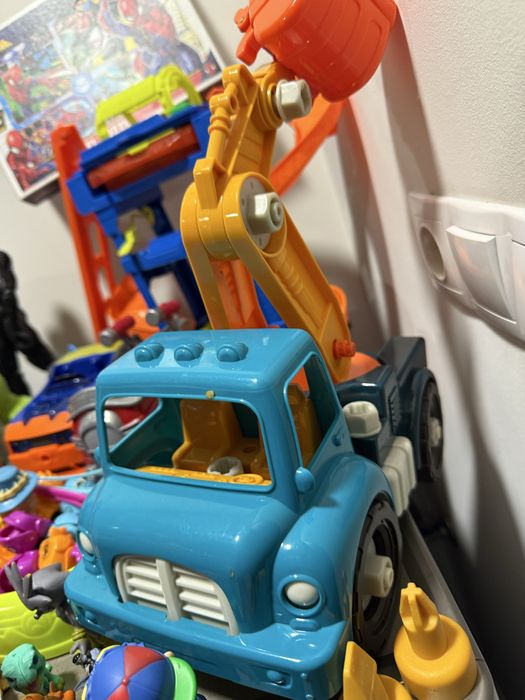 Lot 1 jucarii de copii