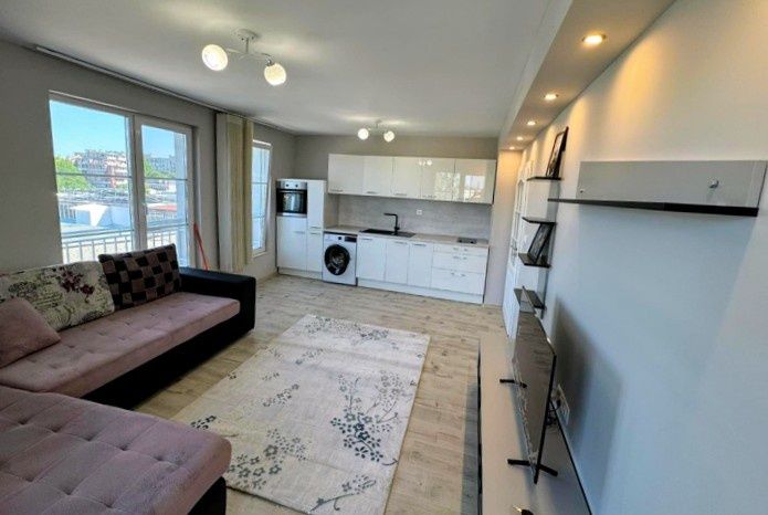 Дава се под наем Двустаен апартамент в Пловдив, Кършияка - 62 кв.м за 459 € - Снимка #1