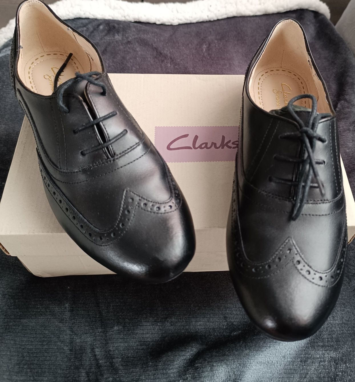 Дамски обувки Clarks