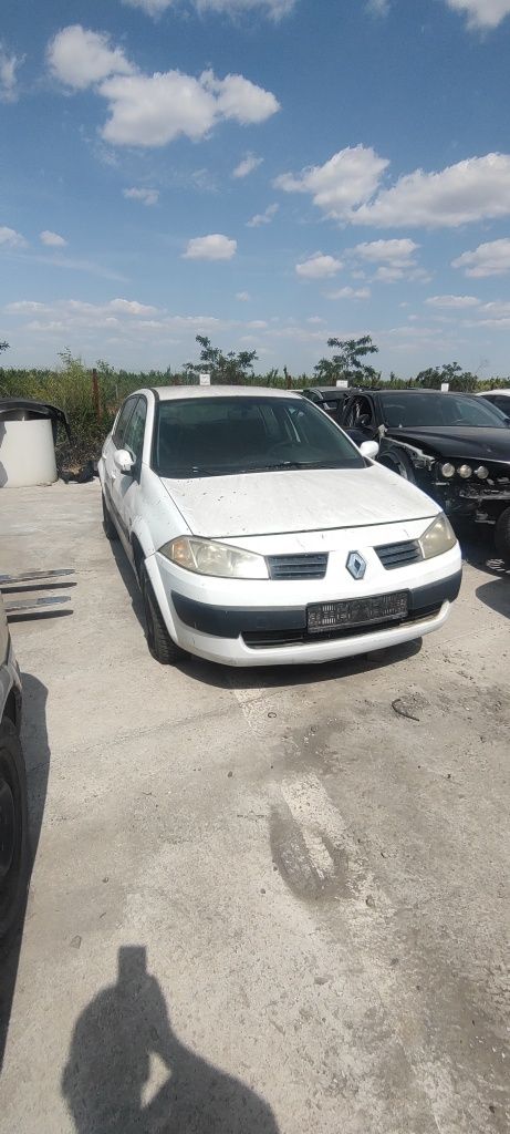 Dezmembrez  Renault Megane 2